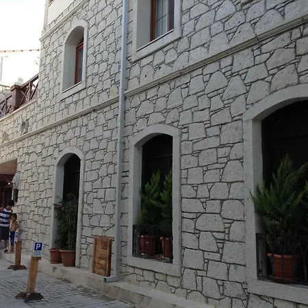 Golden Stone Butik Otel Çeşme