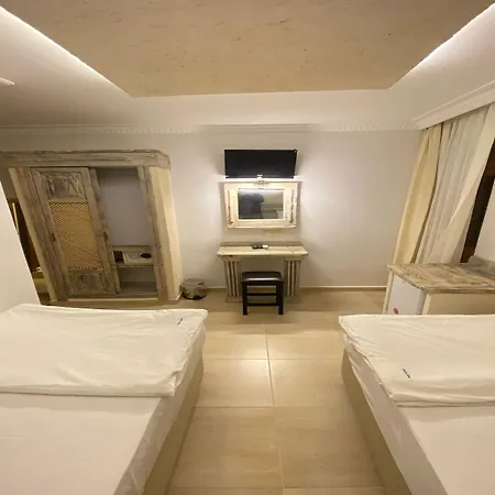 Golden Stone Butik Otel Çeşme