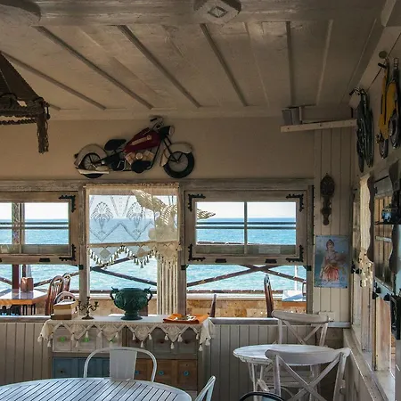 Golden Stone Butik Hotel 3*