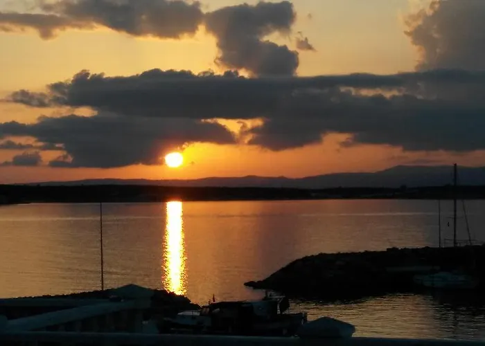 Golden Stone Butik 호텔